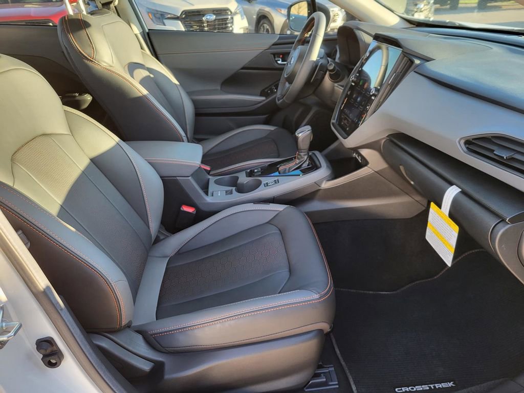 Certified 2025 Subaru Crosstrek 2.5i Limited w/ Crosstrek Mirror Package image 8