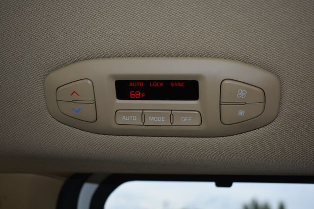 Used 2017 Kia Sedona EX FWD image 39