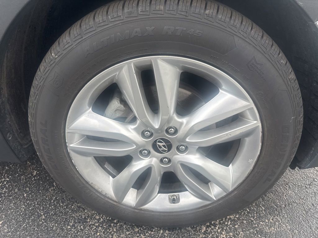 Used 2013 Hyundai Santa Fe Sport 2.0T image 8