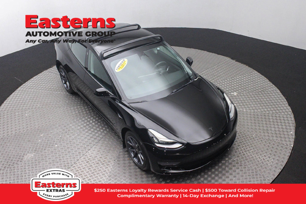 Used 2022 Tesla Model 3 Long Range AWD/4WD image 4