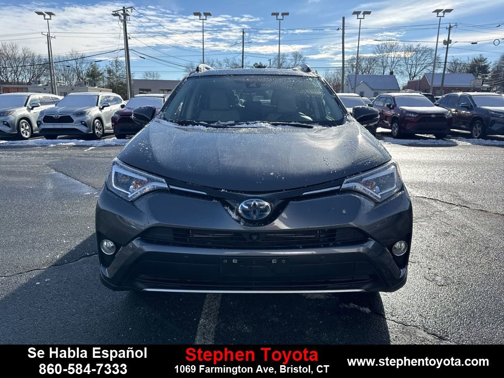Used 2018 Toyota RAV4 Limited image 2