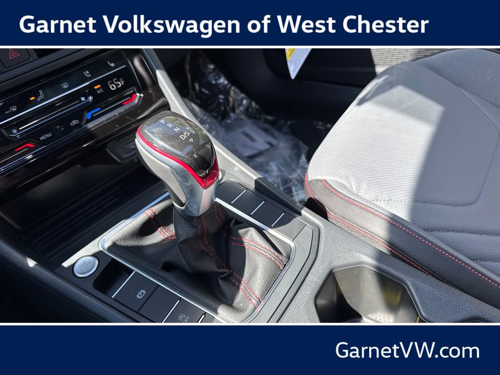 New 2026 Volkswagen Jetta GLI Autobahn FWD image 9