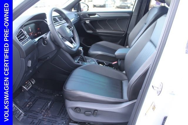 Used 2024 Volkswagen Tiguan SE R-Line image 16