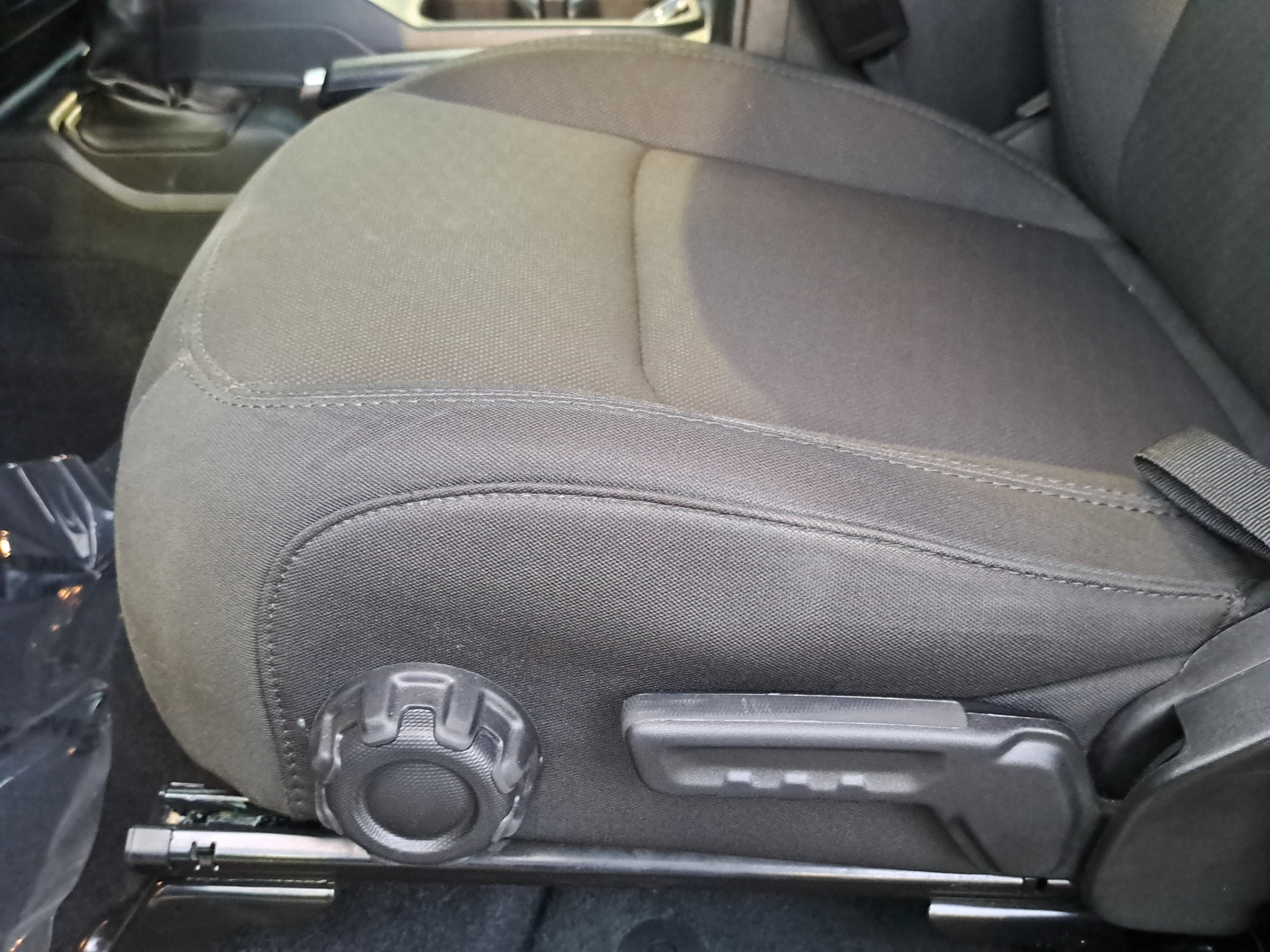Used 2023 Jeep Gladiator Sport AWD/4WD image 28