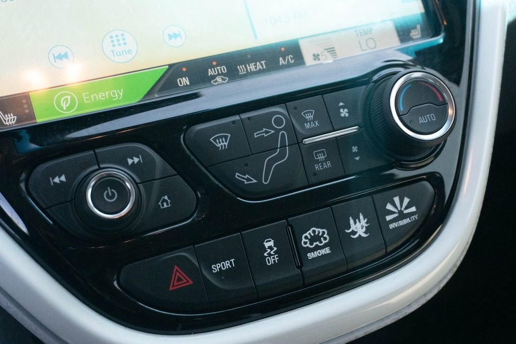 Used 2020 Chevrolet Bolt LT image 30