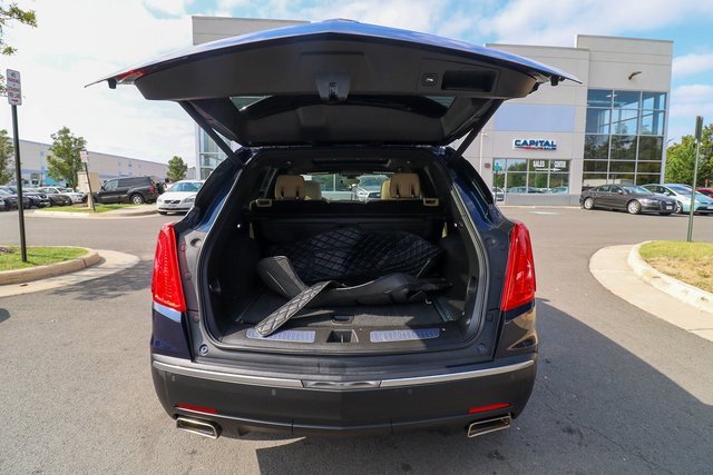 Used 2017 Cadillac XT5 Luxury w/ Driver Awareness Package image 45