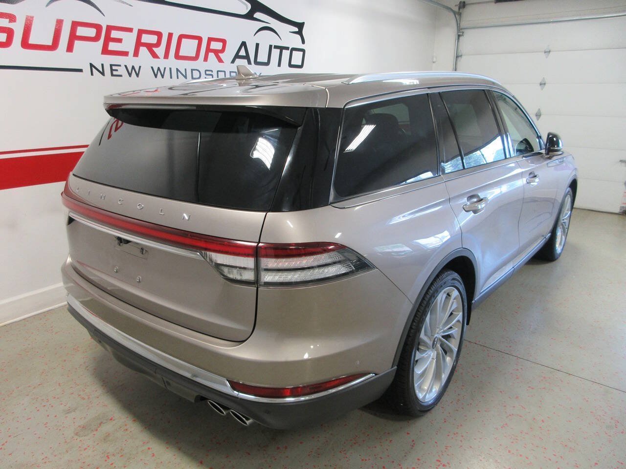 Used 2020 Lincoln Aviator Reserve w/ Equipment Group 202A AWD/4WD image 13