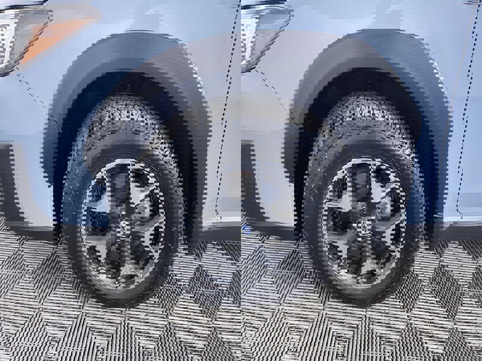 Used 2018 Subaru Crosstrek 2.0i Premium AWD/4WD image 25