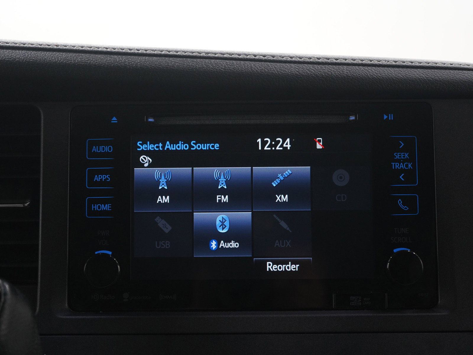 Used 2017 Toyota Sienna XLE image 18