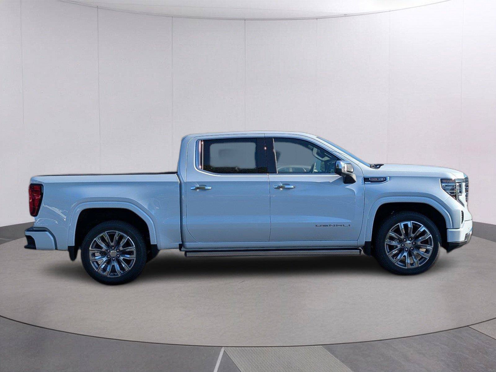 New 2026 GMC Sierra 1500 Denali AWD/4WD image 7