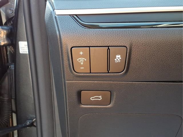 Used 2025 Kia K5 LXS image 15