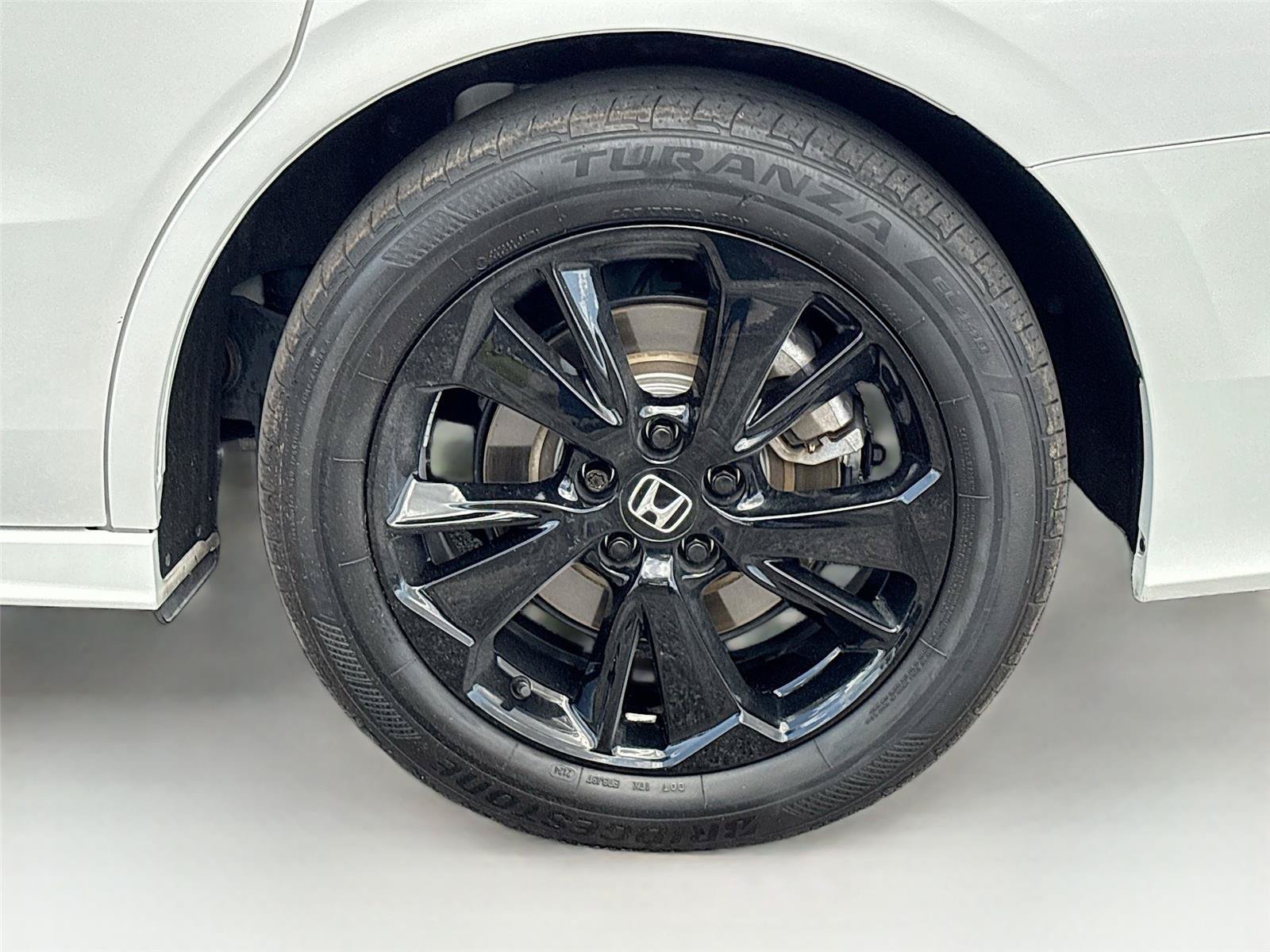 Certified 2024 Honda Odyssey Sport image 36