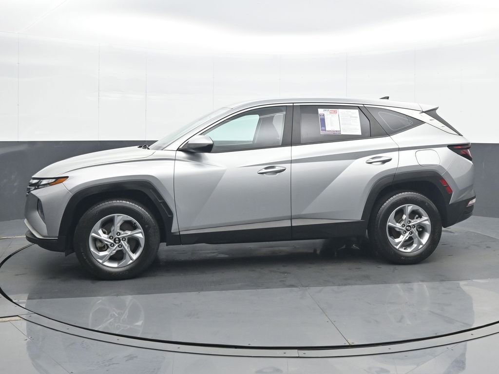 Used 2023 Hyundai Tucson SE image 3