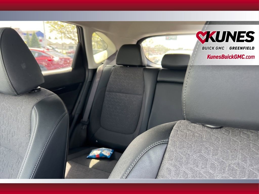 Used 2025 Kia Seltos S image 15