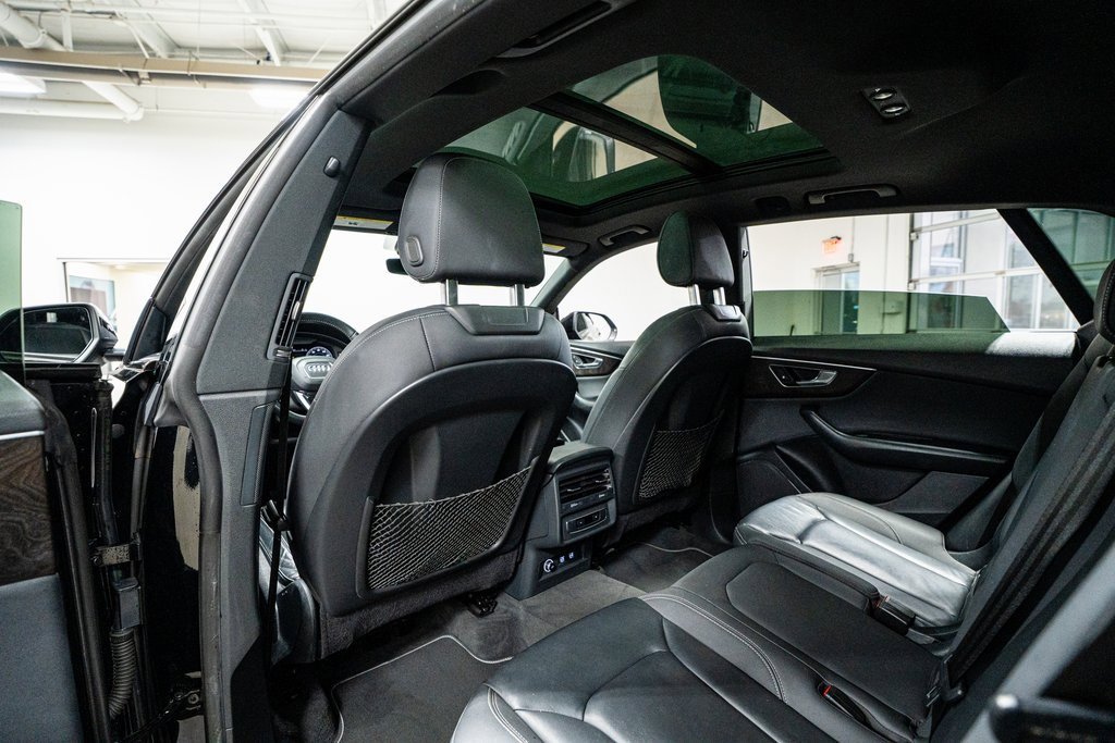 Used 2020 Audi Q8 Premium w/ Black Optic Package image 54