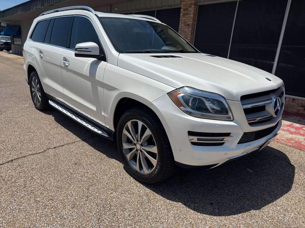 Used 2016 Mercedes-Benz GL 450 4MATIC image 2
