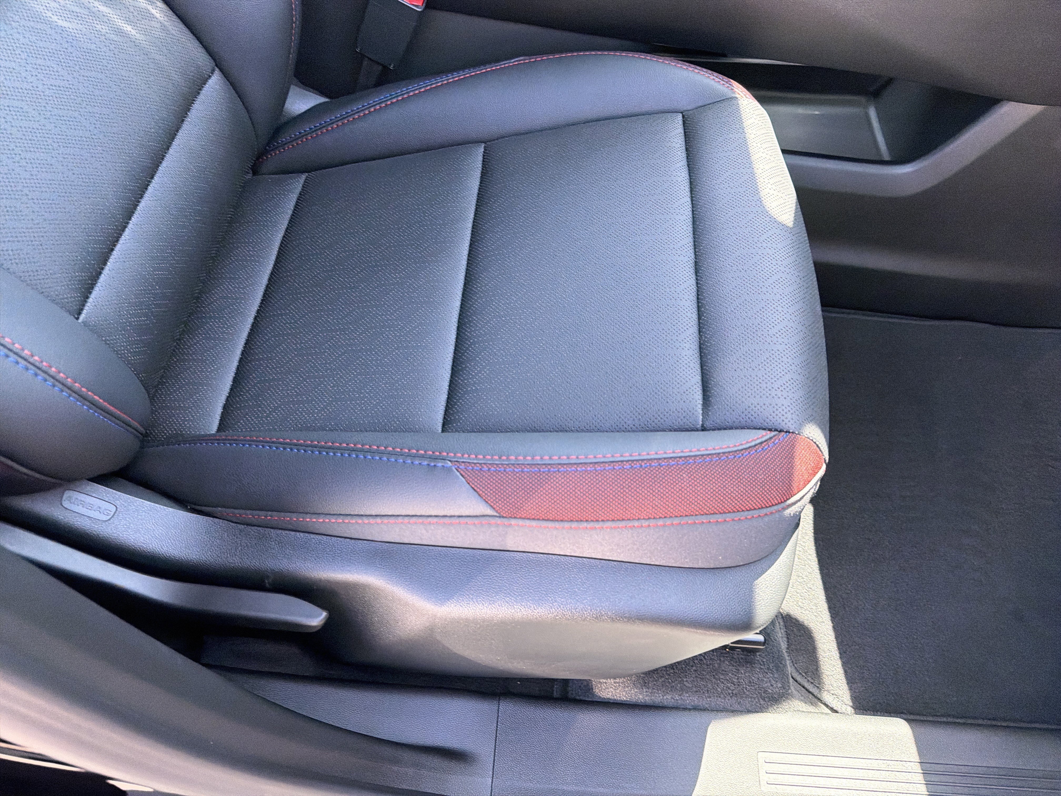 Used 2026 Chevrolet Equinox RS FWD image 73