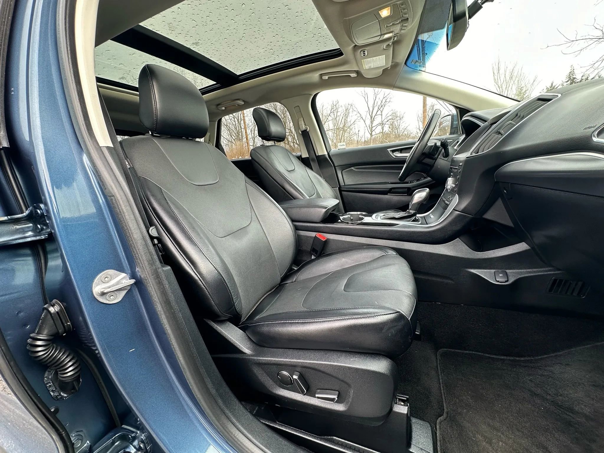 Used 2018 Ford Edge Titanium w/ Equipment Group 301A image 15