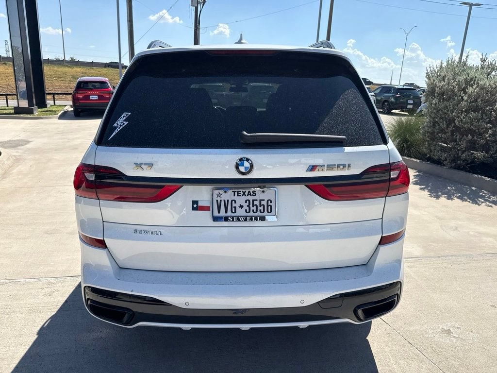 Used 2022 BMW X7 M50i w/ Dynamic Handling Package AWD/4WD image 7