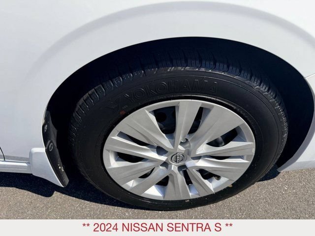 Used 2024 Nissan Sentra S FWD image 8