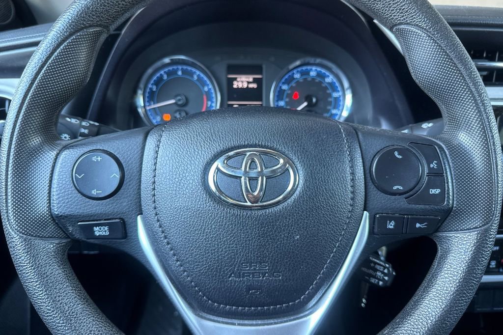 Used 2017 Toyota Corolla LE FWD image 20