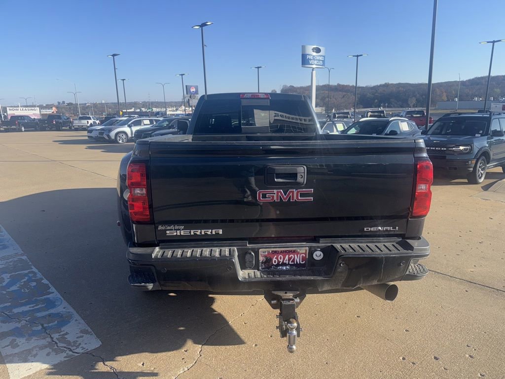 Used 2017 GMC Sierra 3500 Denali w/ Duramax Plus Package image 3