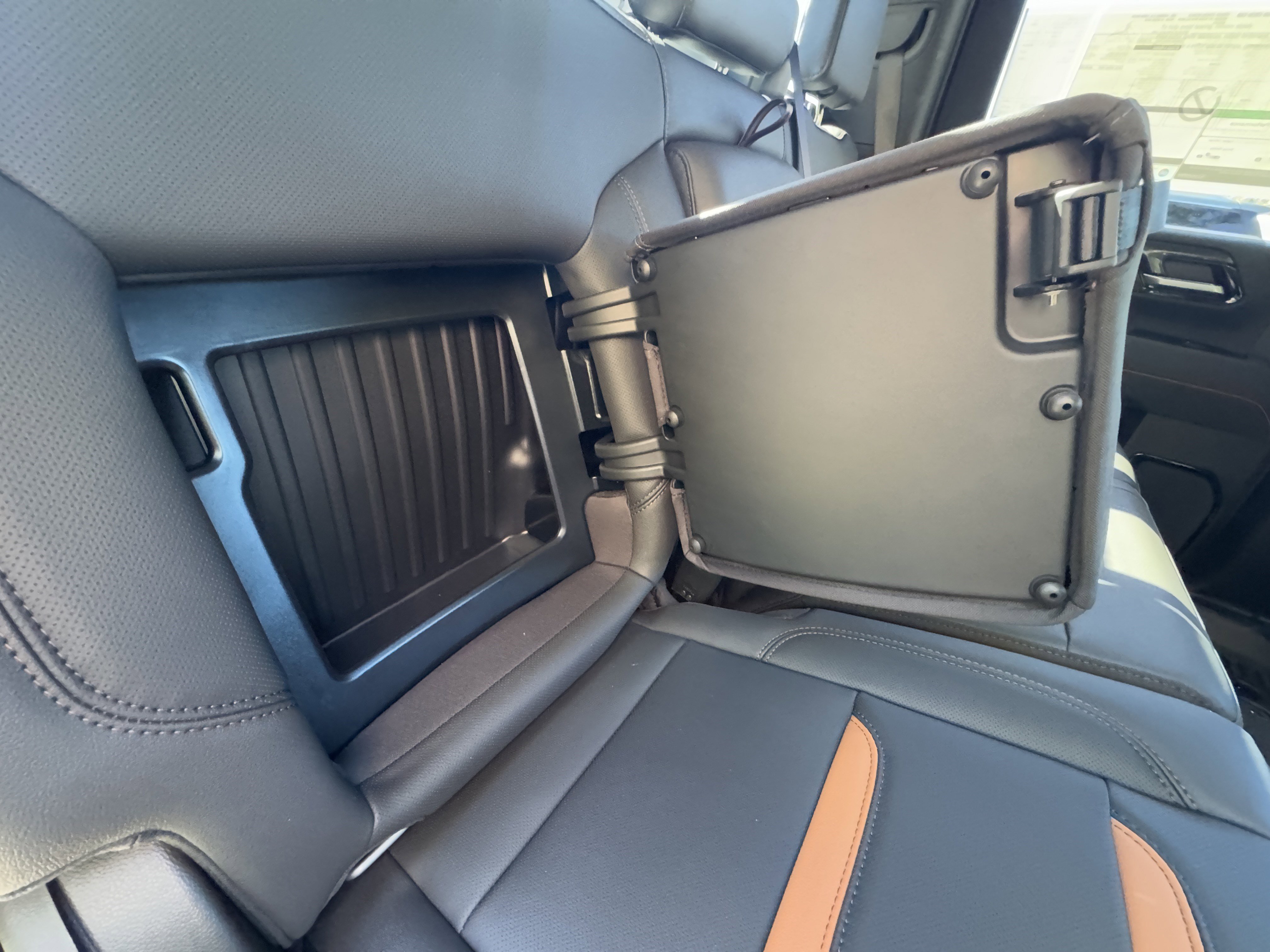 New 2026 GMC Sierra 2500 AT4 w/ AT4 Premium Plus Package image 28