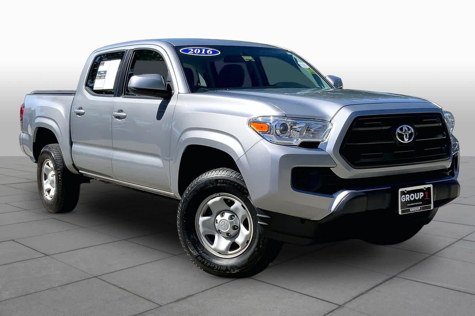 Used 2016 Toyota Tacoma SR w/ Towing Package AWD/4WD image 3