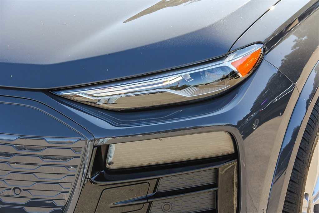 Used 2025 Audi Q6 e-tron Premium w/ Convenience Package image 7