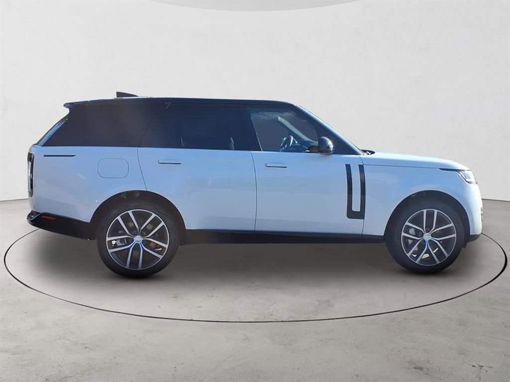 New 2025 Land Rover Range Rover SE AWD/4WD image 4