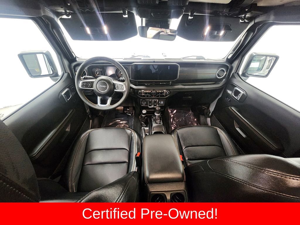 Certified 2024 Jeep Wrangler Unlimited Sahara w/ Technology Group AWD/4WD image 26