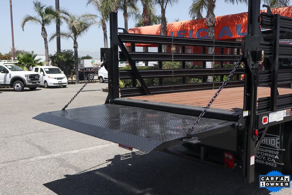 Used 2017 Ford F550 2WD Crew Cab Super Duty image 11