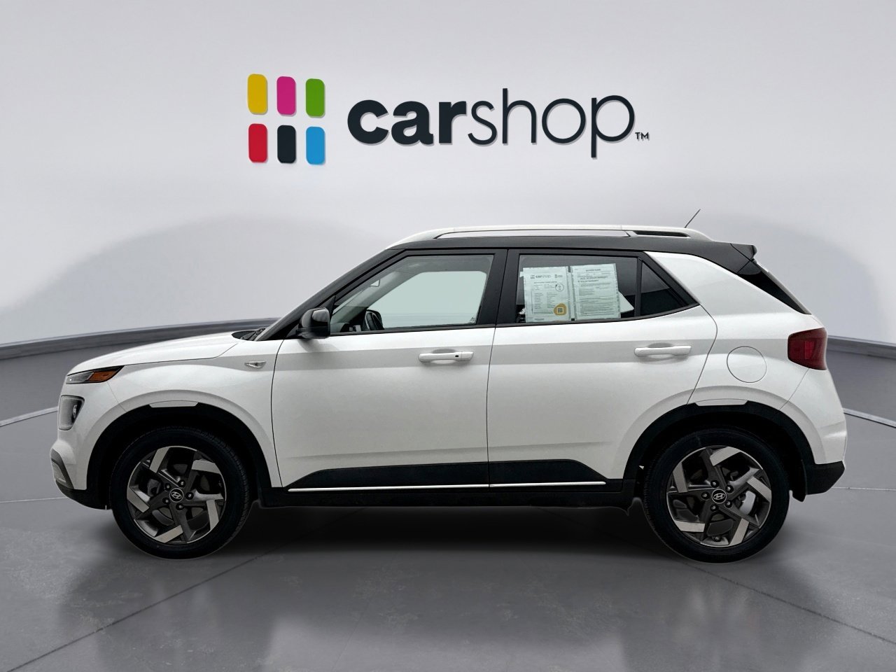 Used 2025 Hyundai Venue Limited image 2