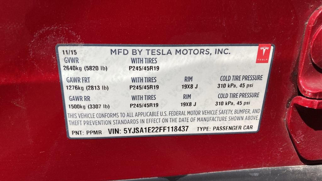 Used 2015 Tesla Model S 85D image 29