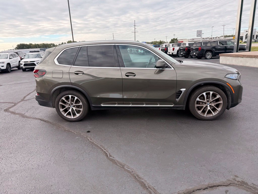 Used 2026 BMW X5 xDrive40i AWD/4WD image 8