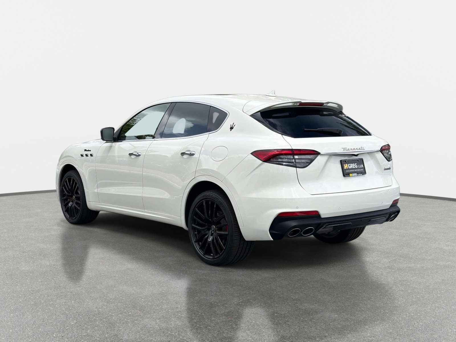 Used 2024 Maserati Levante Modena Ultima AWD/4WD image 5