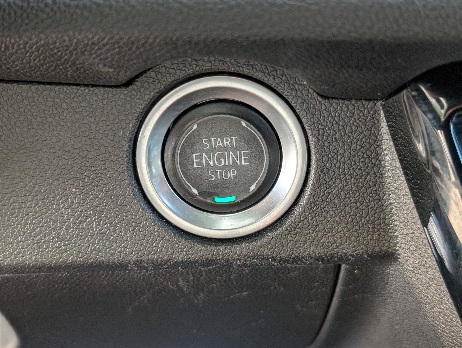 Used 2024 Chevrolet Traverse Z71 w/ LPO, Floor Liner Package AWD/4WD image 26