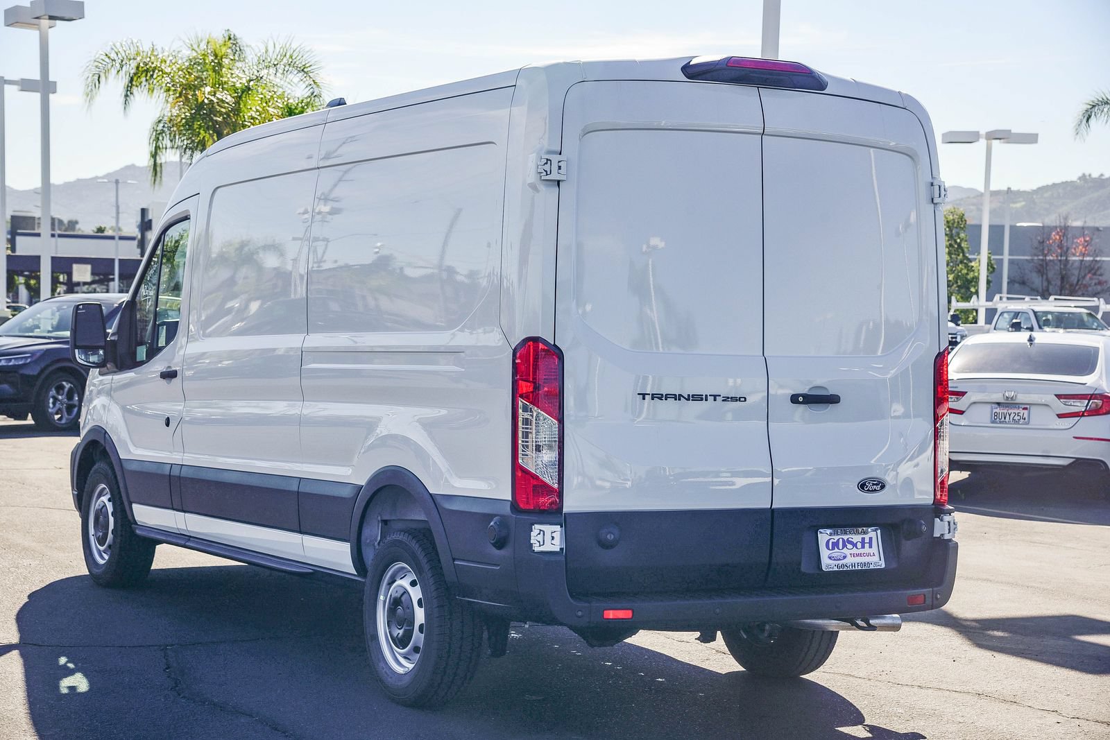 New 2026 Ford Transit 250 148 Medium Roof w/ Load Area Protection Package RWD image 6
