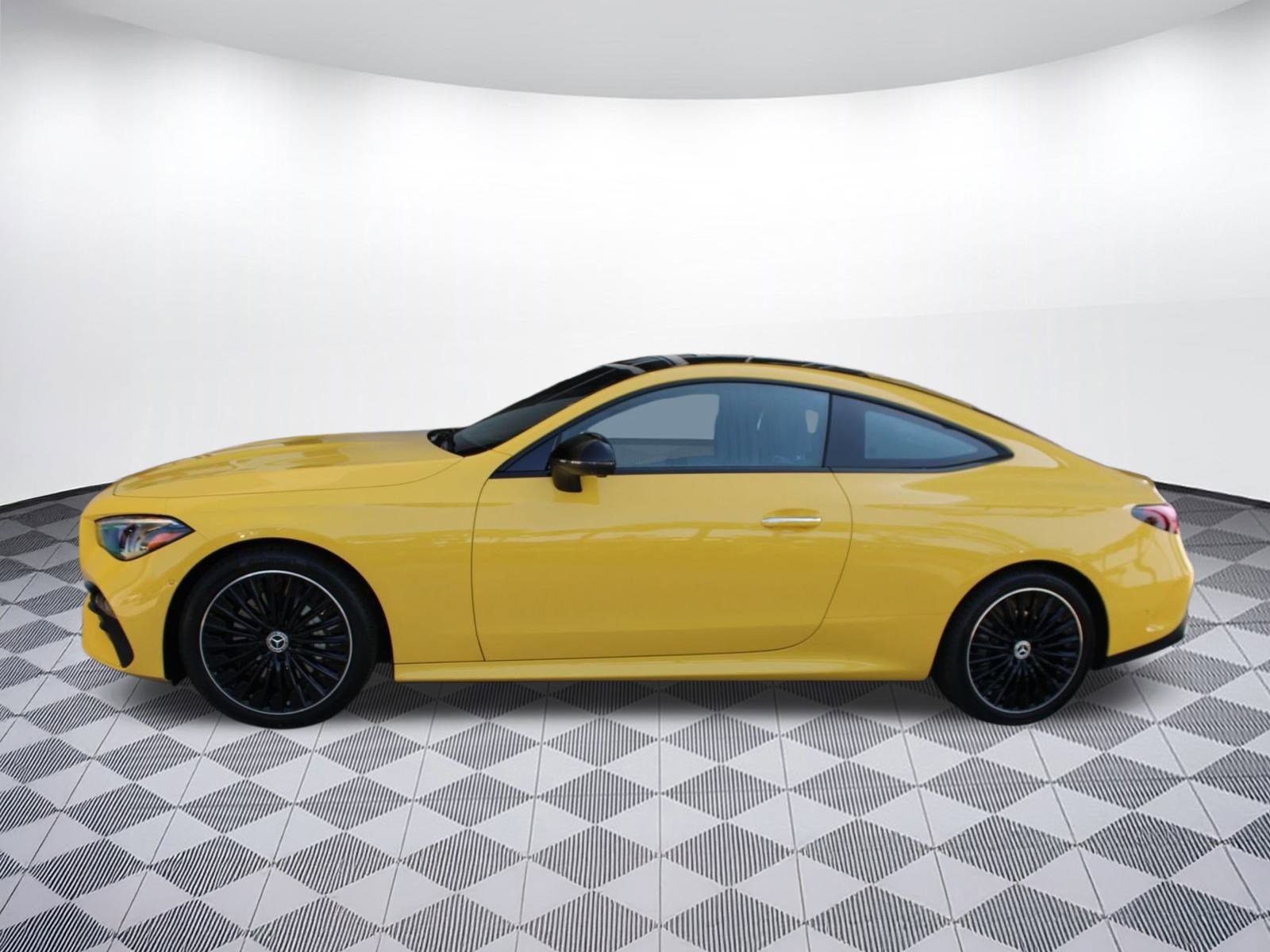 New 2026 Mercedes-Benz CLE 300 4MATIC Coupe image 2