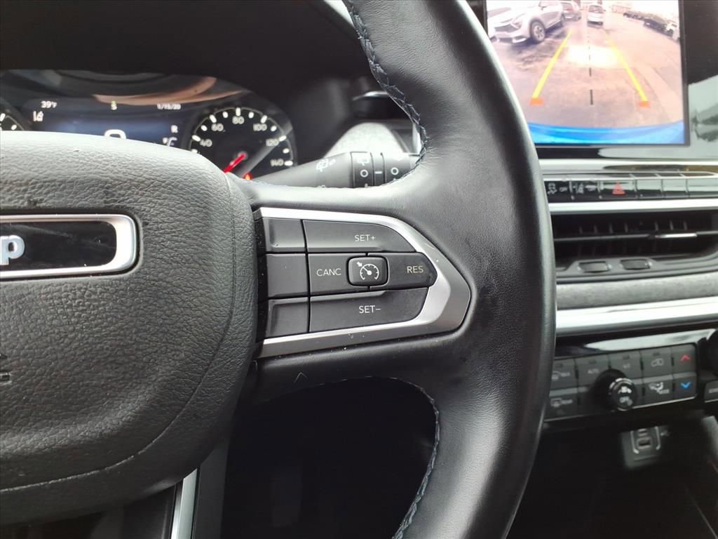Certified 2022 Jeep Compass Latitude w/ Convenience Group image 19