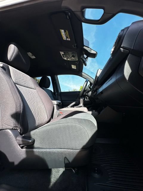Used 2021 Toyota Tacoma TRD Off-Road AWD/4WD image 20