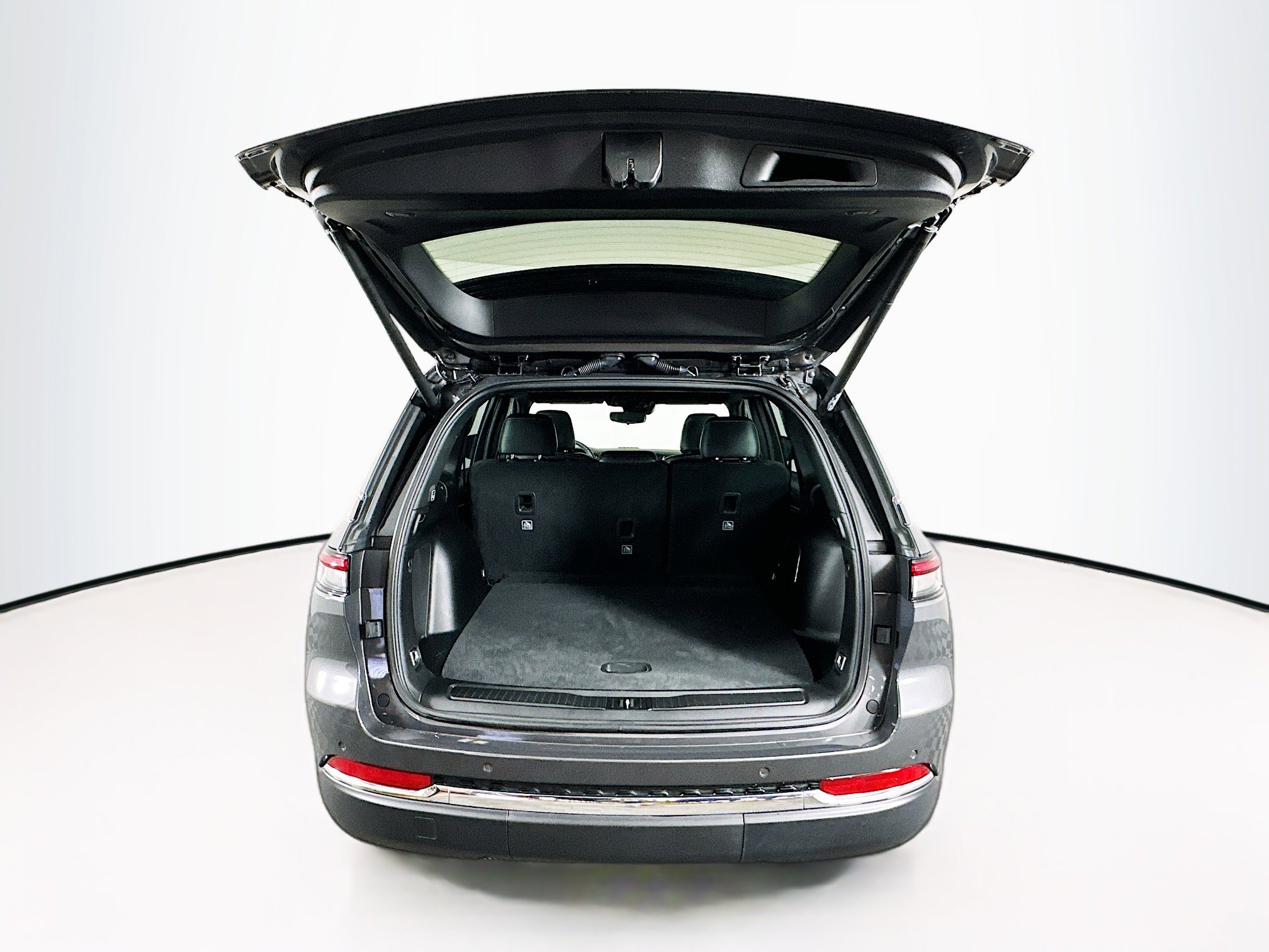 Used 2024 Jeep Grand Cherokee Limited 4xe image 30