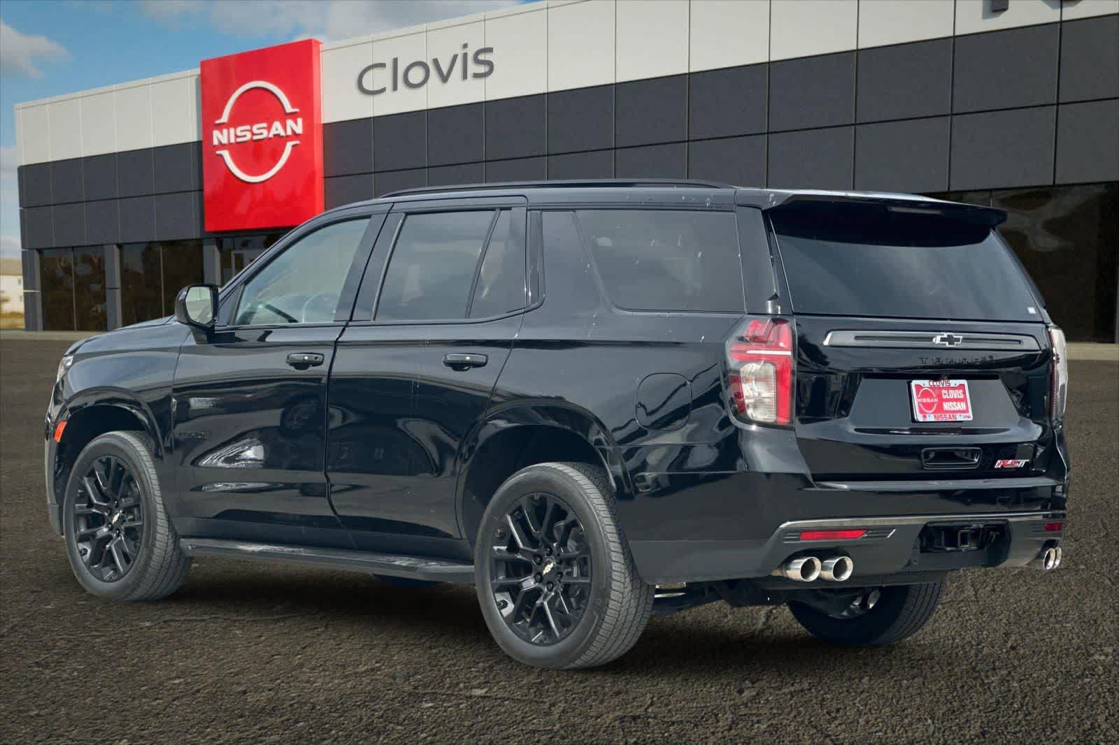 Used 2022 Chevrolet Tahoe RST w/ Sport Performance Package image 7