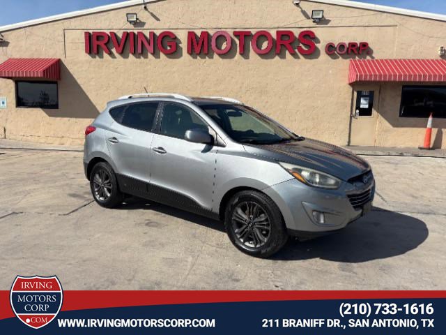 Used 2015 Hyundai Tucson SE image 1
