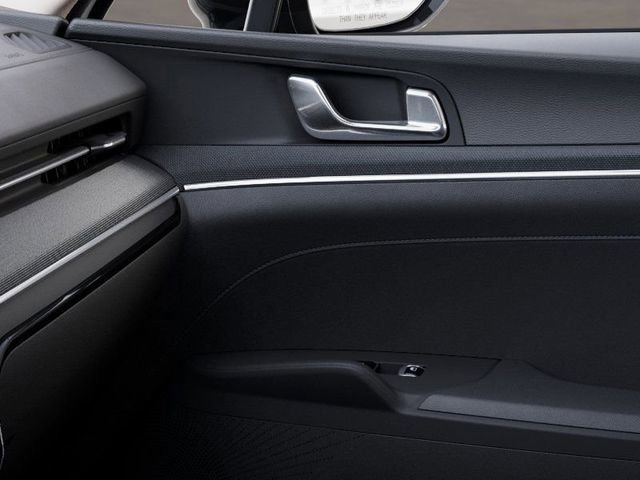 New 2025 Kia K5 LXS image 26