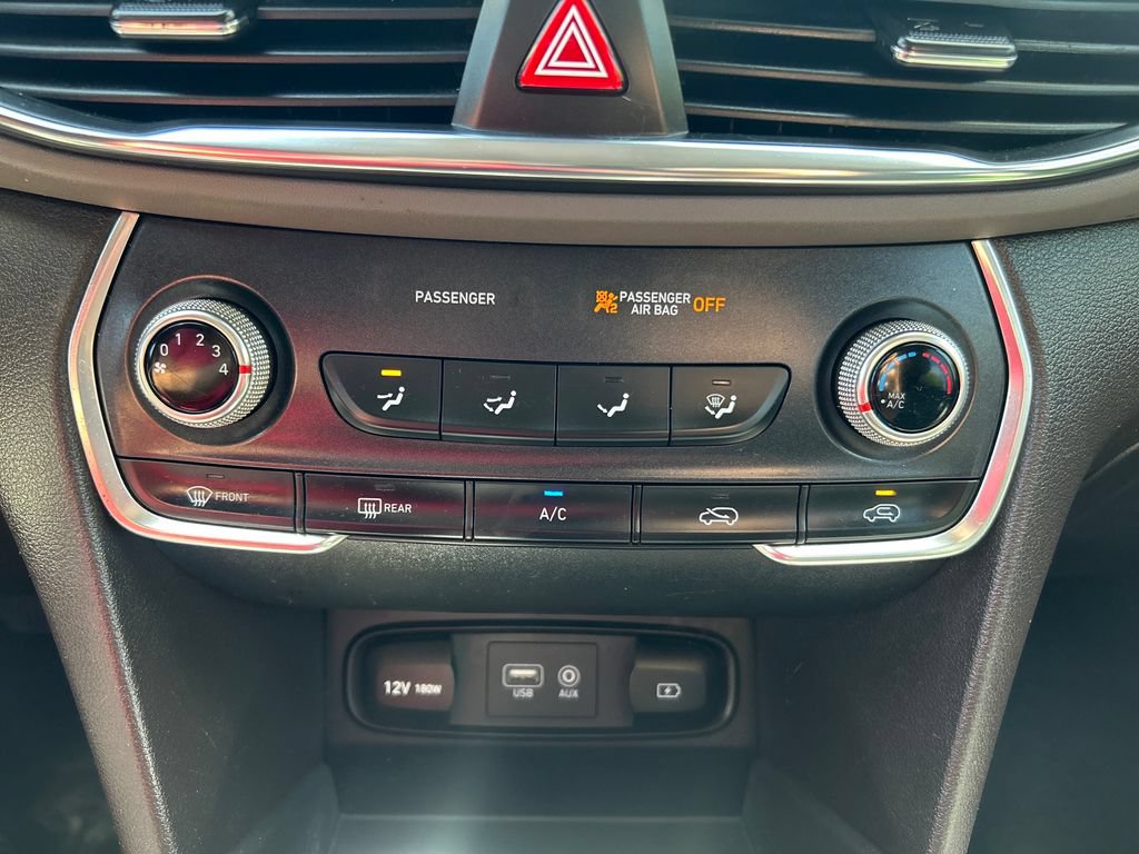 Used 2019 Hyundai Santa Fe SE AWD/4WD image 28