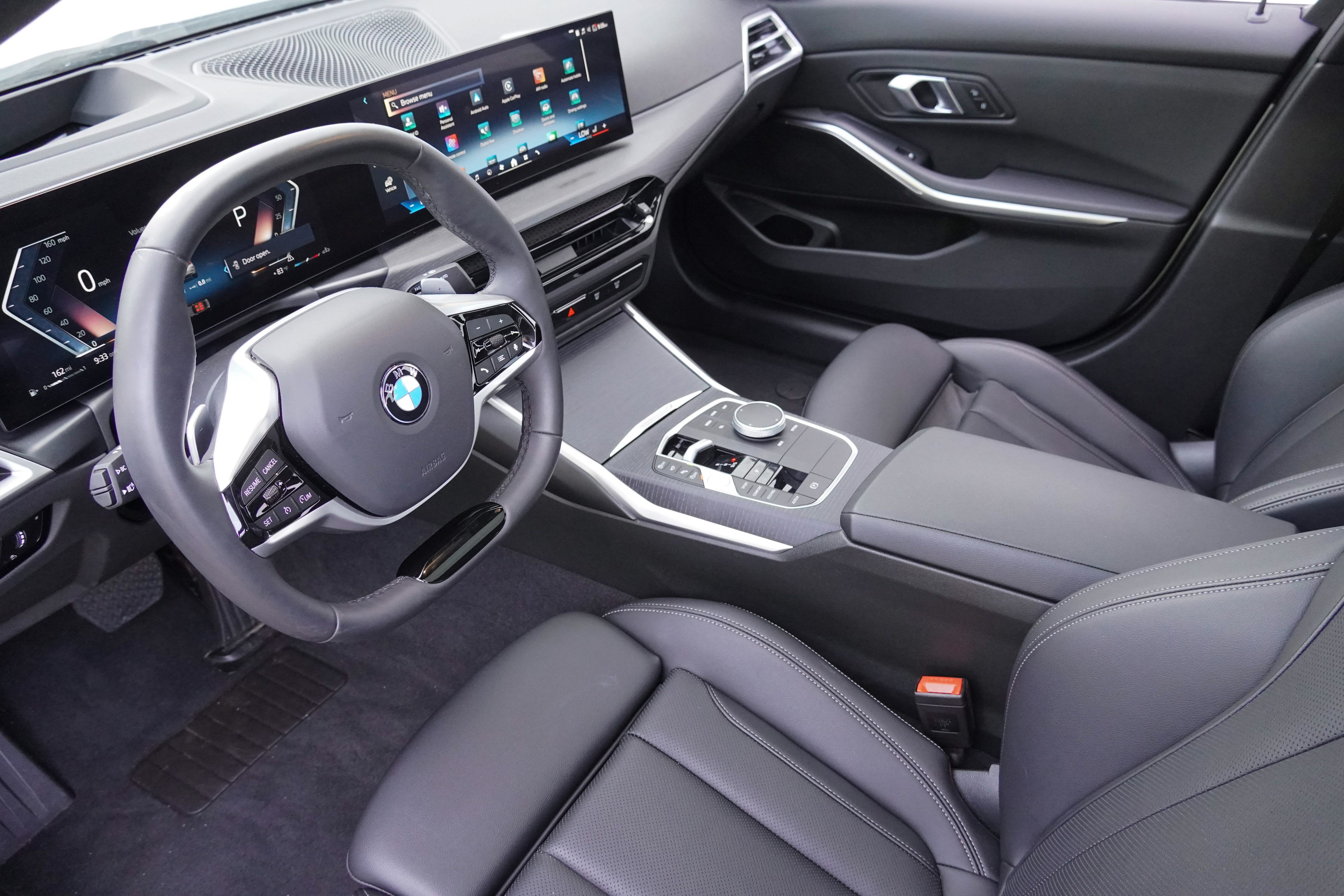 Used 2025 BMW 330i Sedan RWD image 9