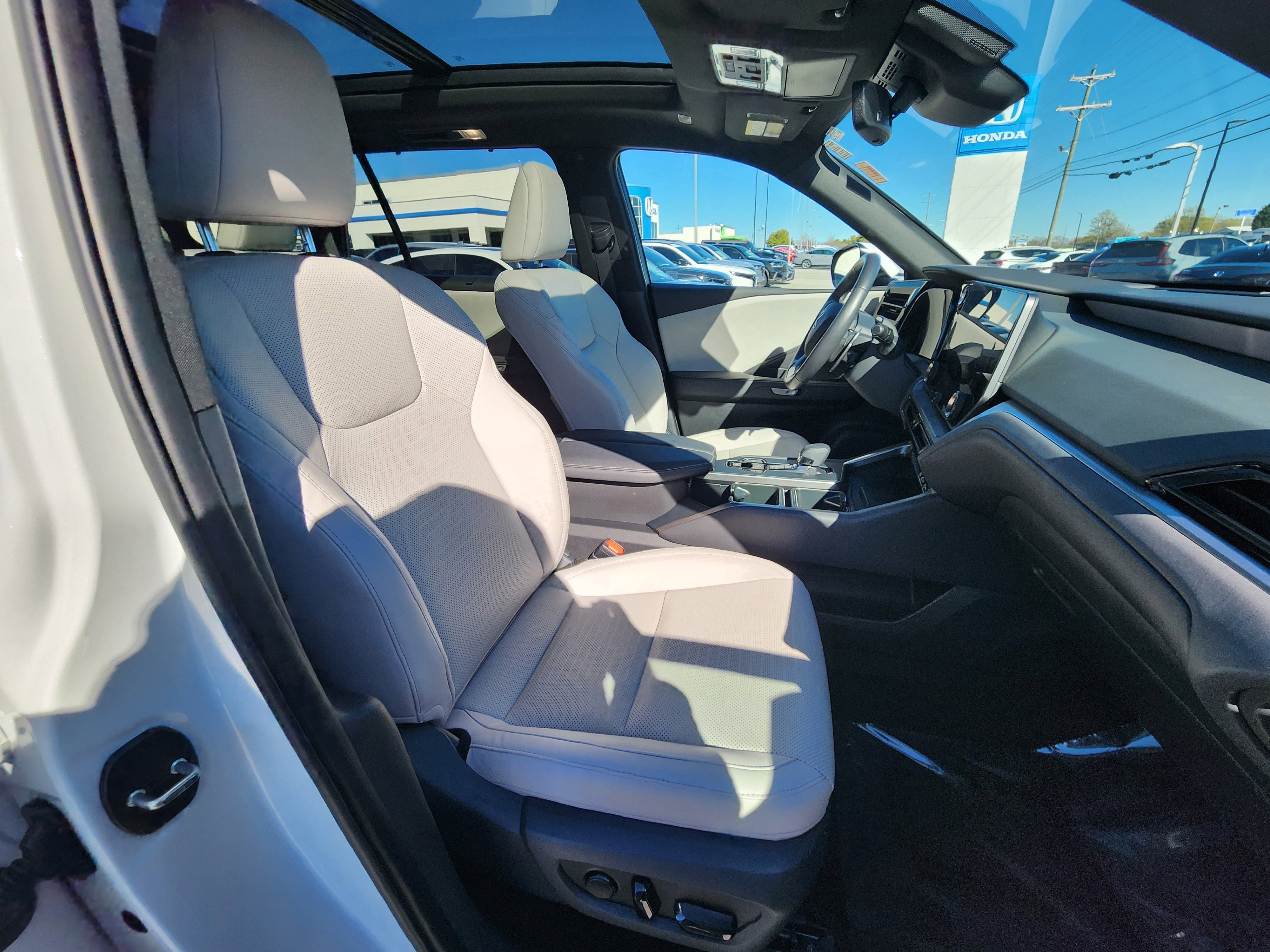 Used 2024 Lexus TX 350 FWD w/ Technology Package image 12