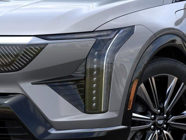New 2026 Cadillac Optiq Luxury 2 RWD image 10