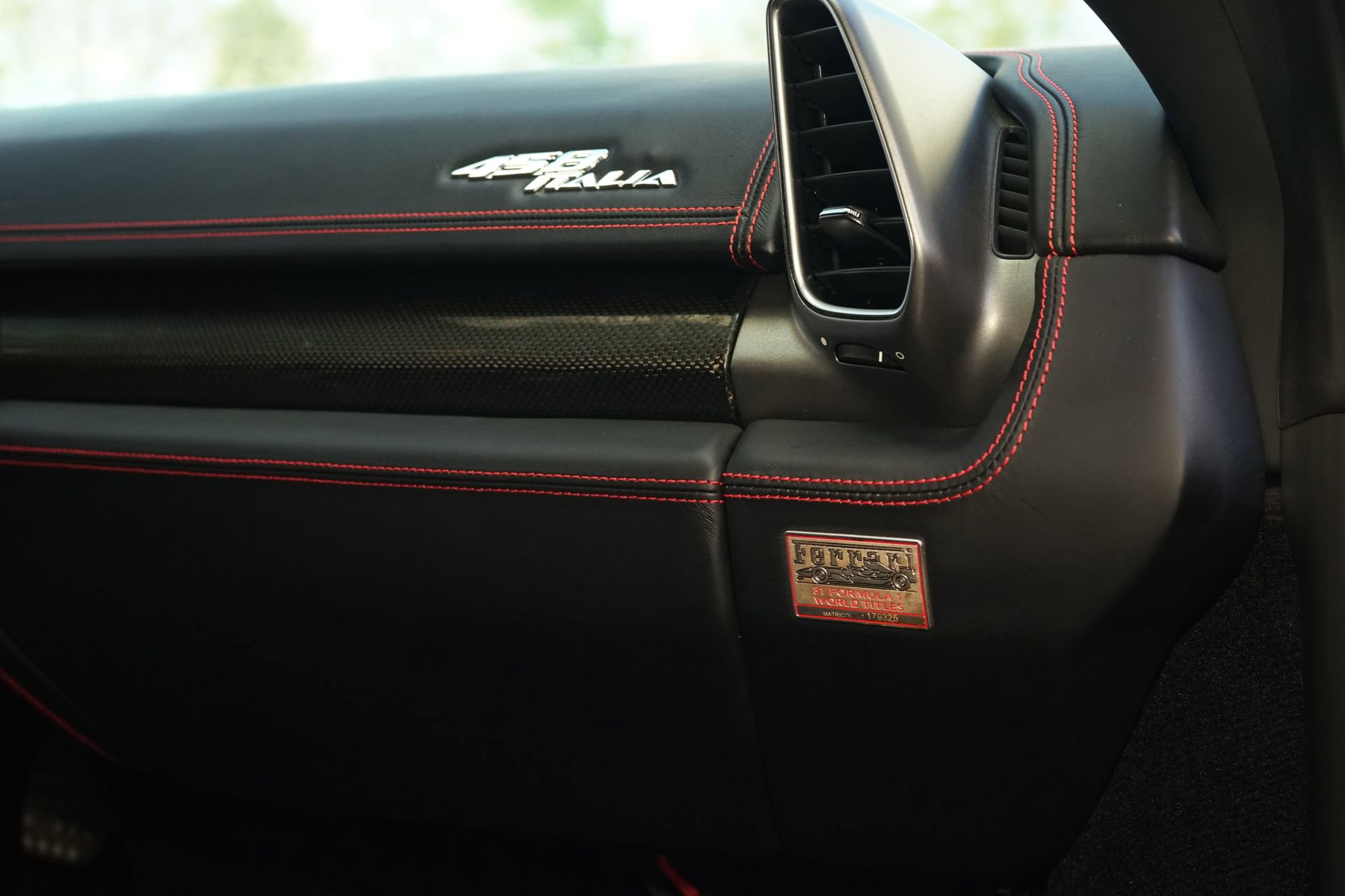 Used 2011 Ferrari 458 Italia Coupe image 23